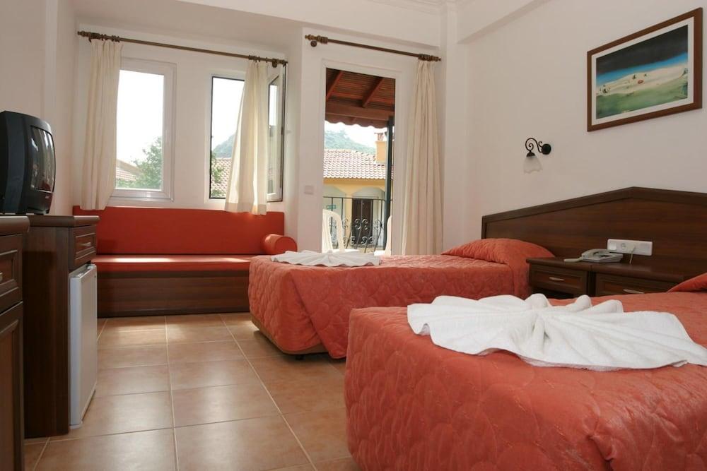 Karbel Beach Hotel Олудениз Экстерьер фото