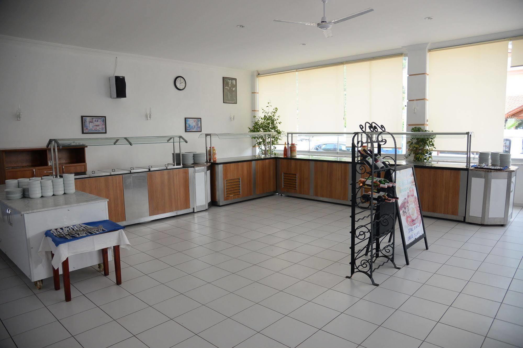 Karbel Beach Hotel Олудениз Экстерьер фото